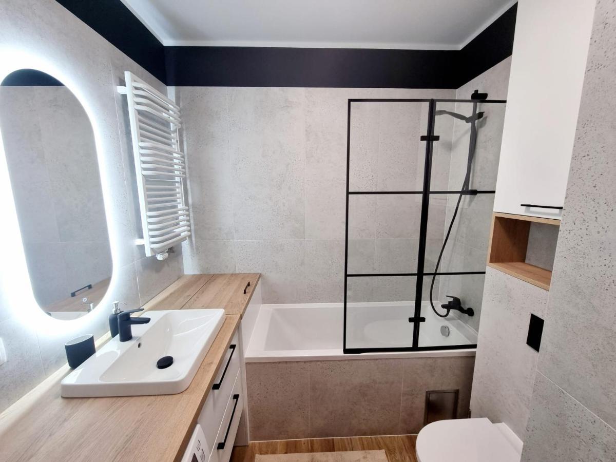 Doki Living Apartament 55 Gdansk Dış mekan fotoğraf
